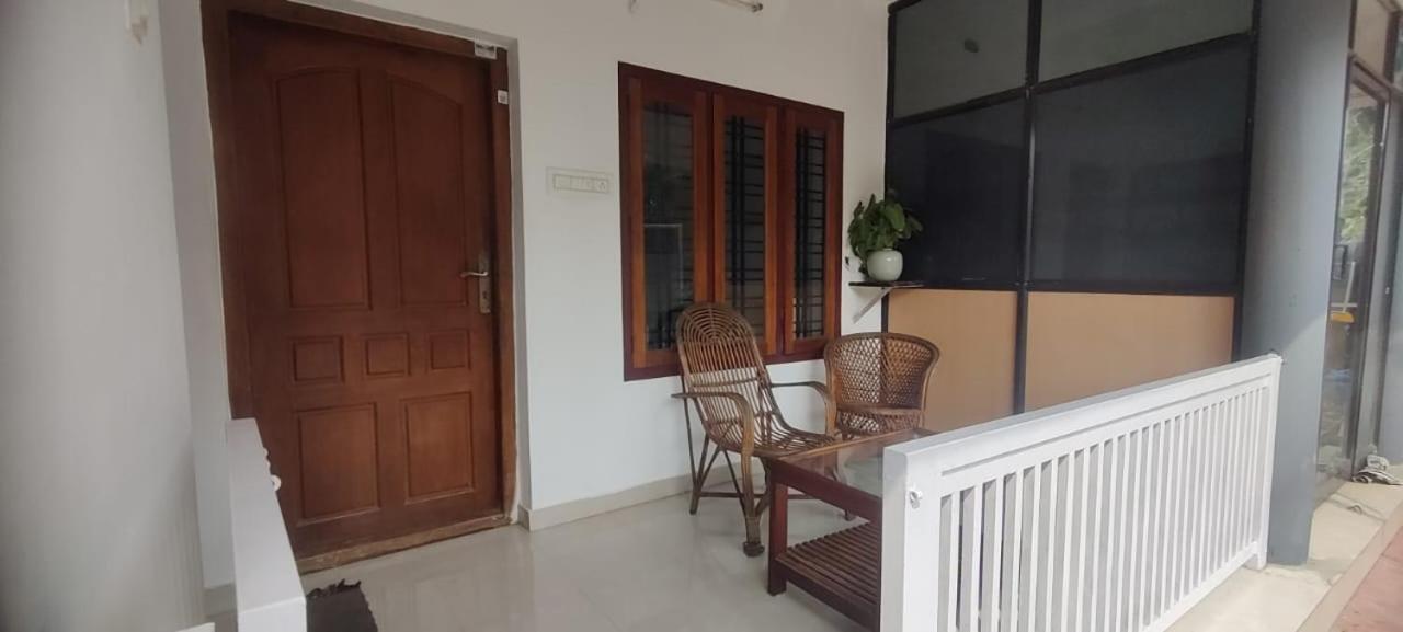 Hostel Calaila Varkala Εξωτερικό φωτογραφία